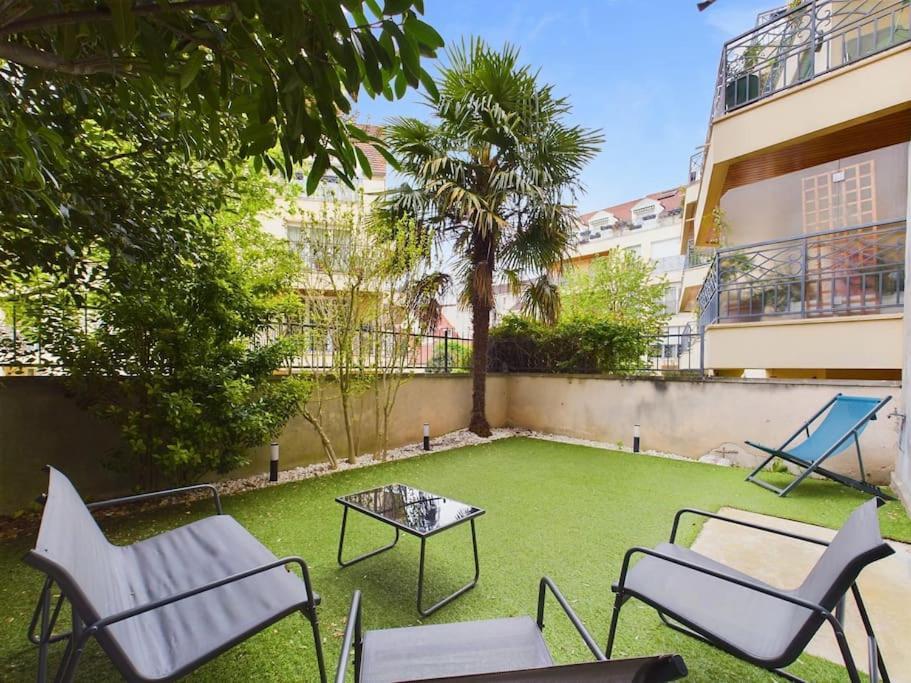 Appartement Renove -Jardin Prive A Rueil-Malmaison Exterior foto